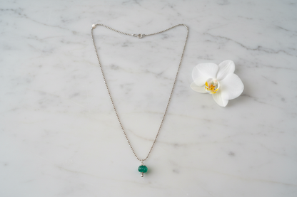 Emerald Glass Bead & Sterling Silver Chain Necklace – Modern Elegant Charm