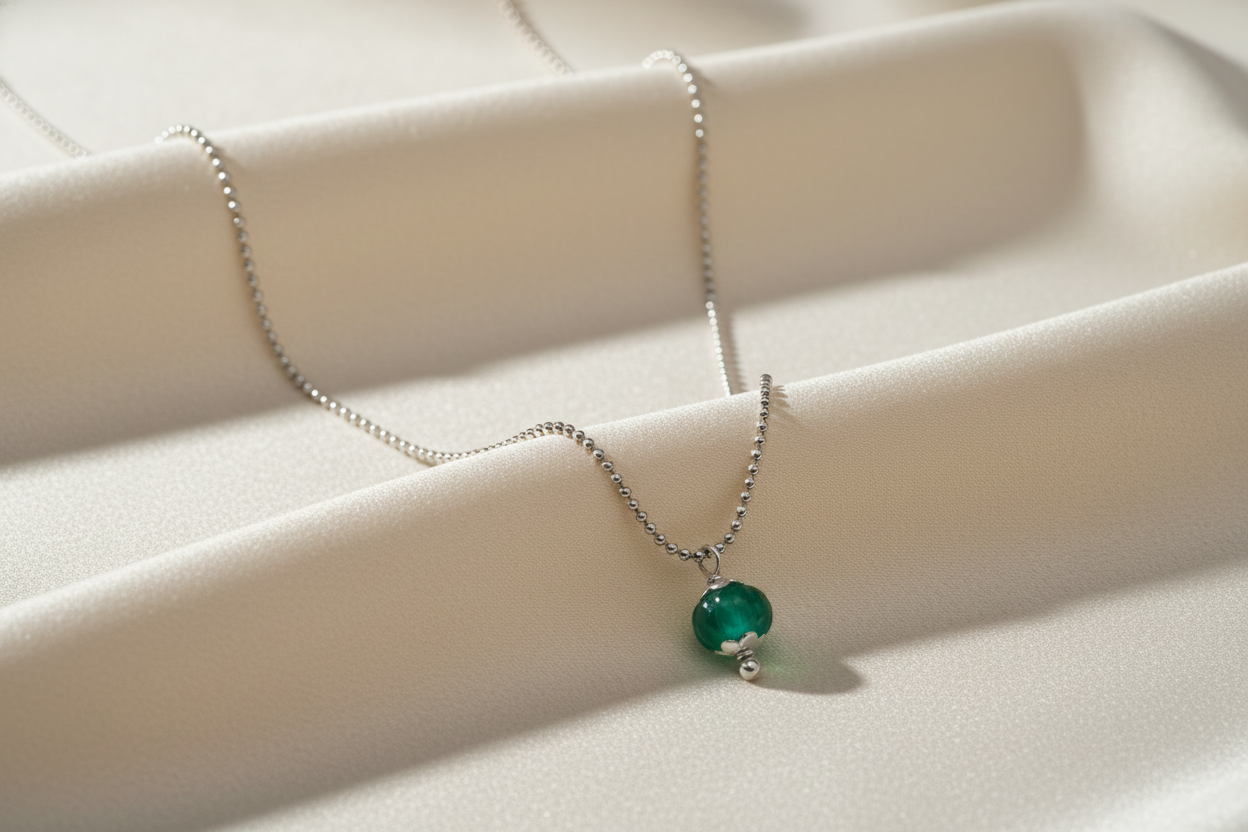 Emerald Glass Bead & Sterling Silver Chain Necklace – Modern Elegant Charm